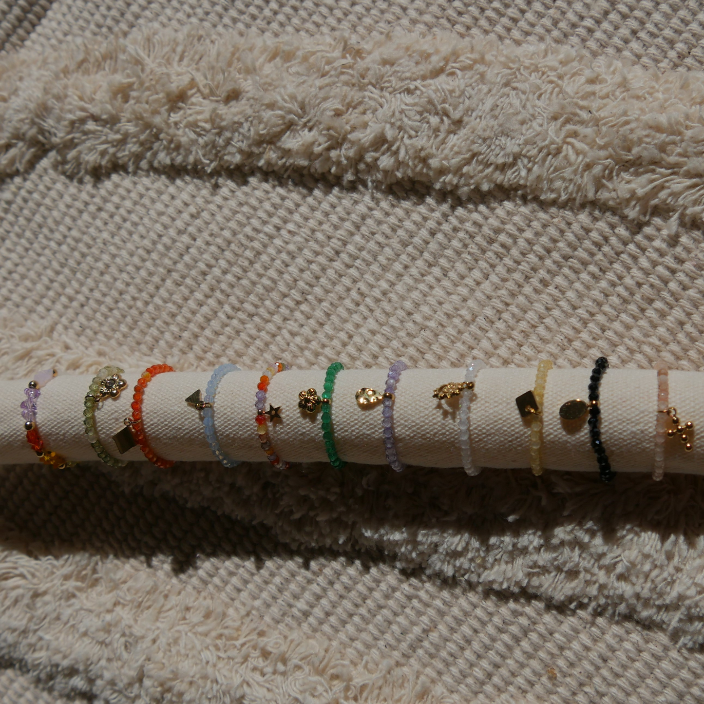 Bagues élastiques avec pendentifs